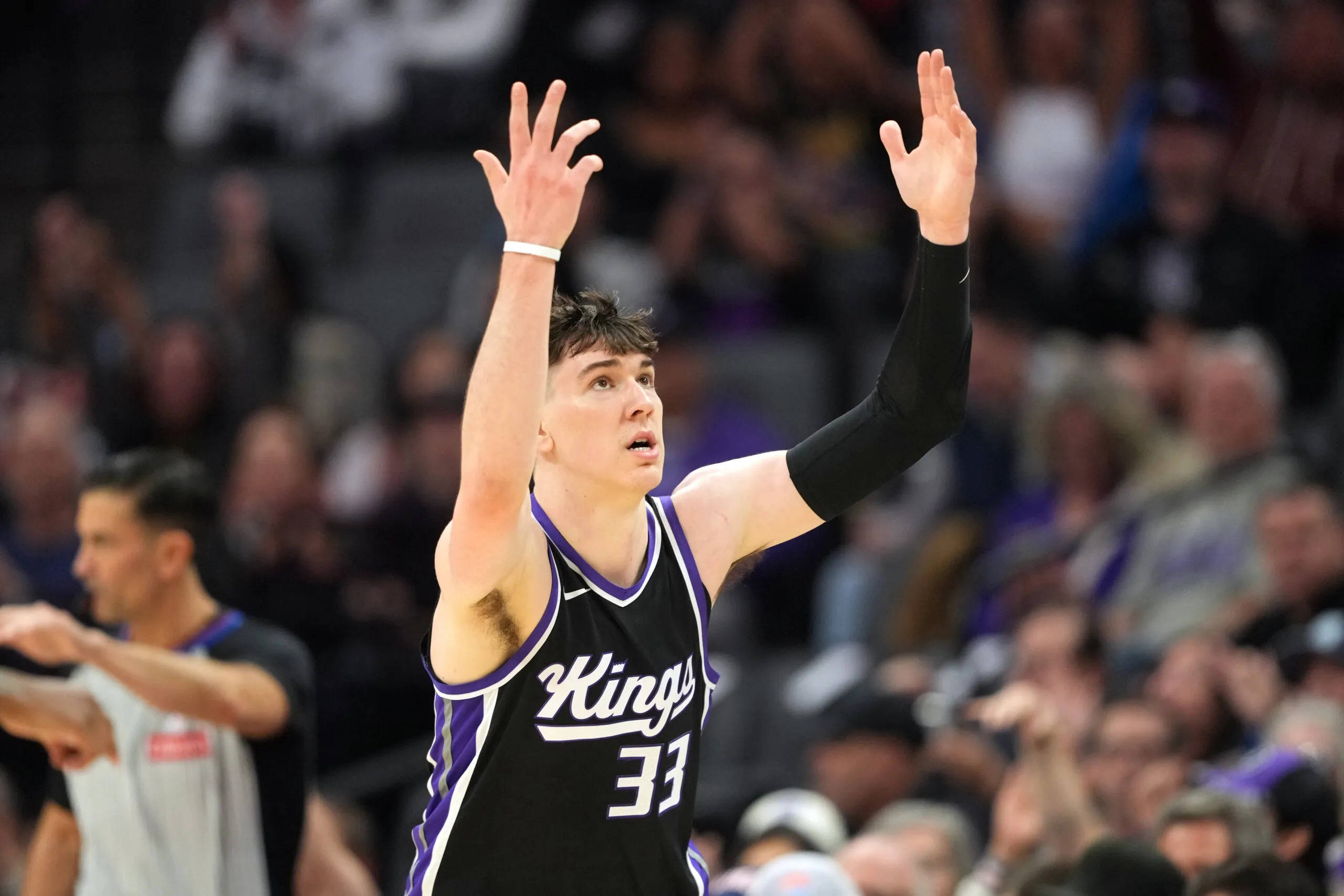 包含今夜NBA季后赛传出新动向,洛杉矶快船队长鼓劲,管理层表态:压力陡增,数据趋势出现新变化的词条 包含今夜NBA季后赛传出新动向,洛杉矶快船队长鼓劲,管理层表态:压力陡增,数据趋势出现新变化的词条