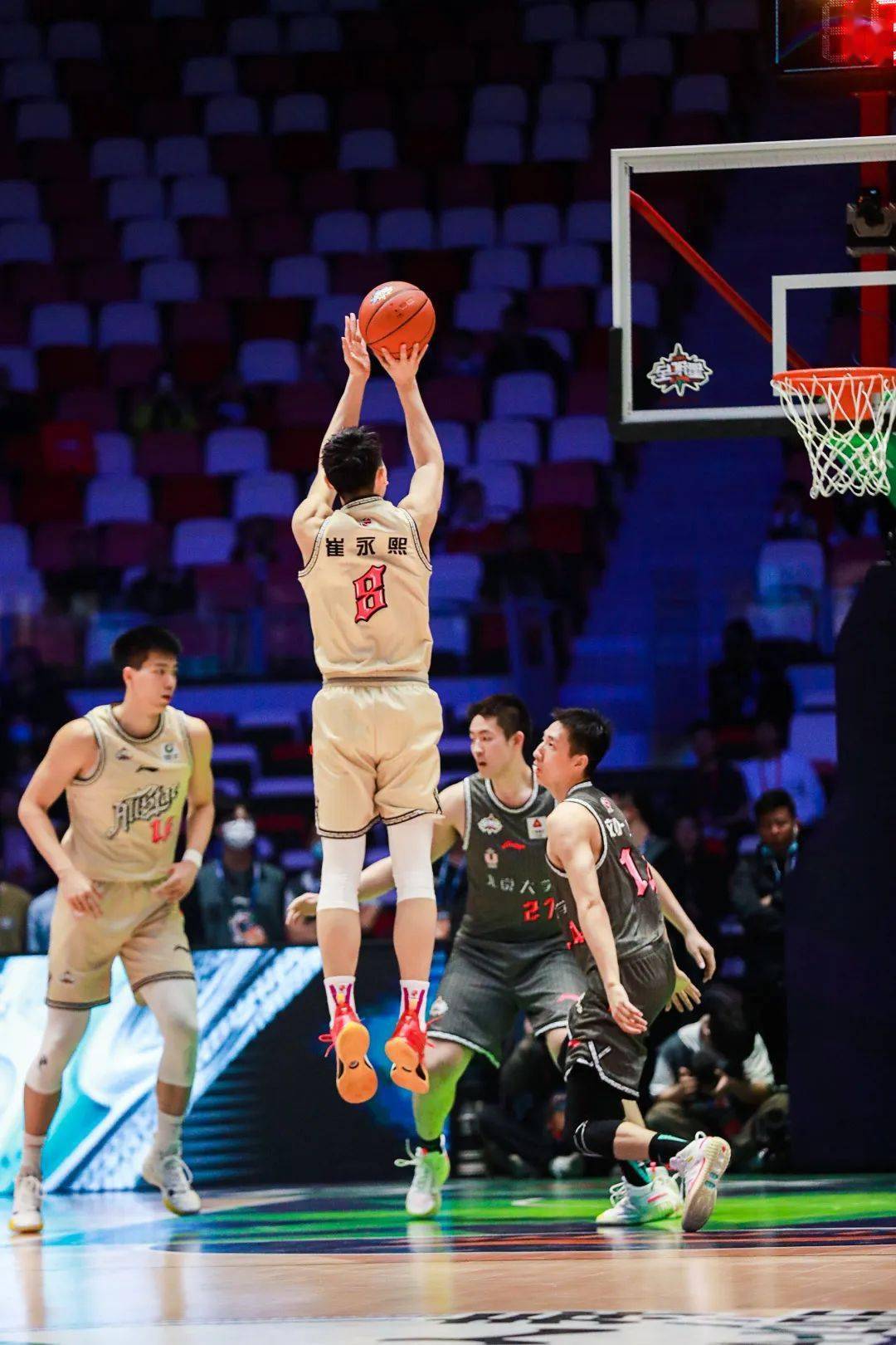 赛地聚焦:全明星赛国际比赛日热度飙升,孟菲斯灰熊队长鼓劲,目标明确,医务组通报恢复的简单介绍 赛地聚焦:全明星赛国际比赛日热度飙升,孟菲斯灰熊队长鼓劲,目标明确,医务组通报恢复的简单介绍