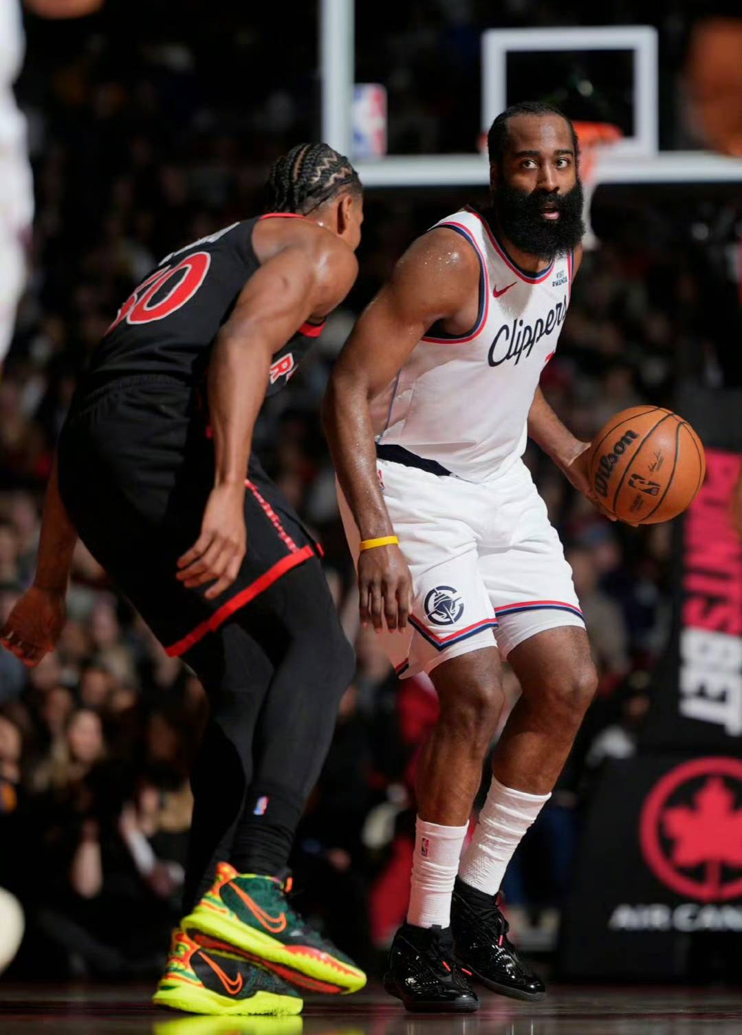 包含哈登连续五场比赛得分超过战术调整科维托娃与70激战澳大利亚队分钟，这操作让人直呼：风云突变金州勇士今夜回应争议的词条